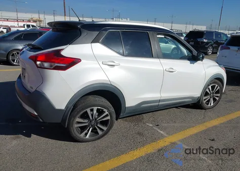 2018 Nissan Kicks Sr from USA, damaged, VIN 3N1CP5CU2JL526318